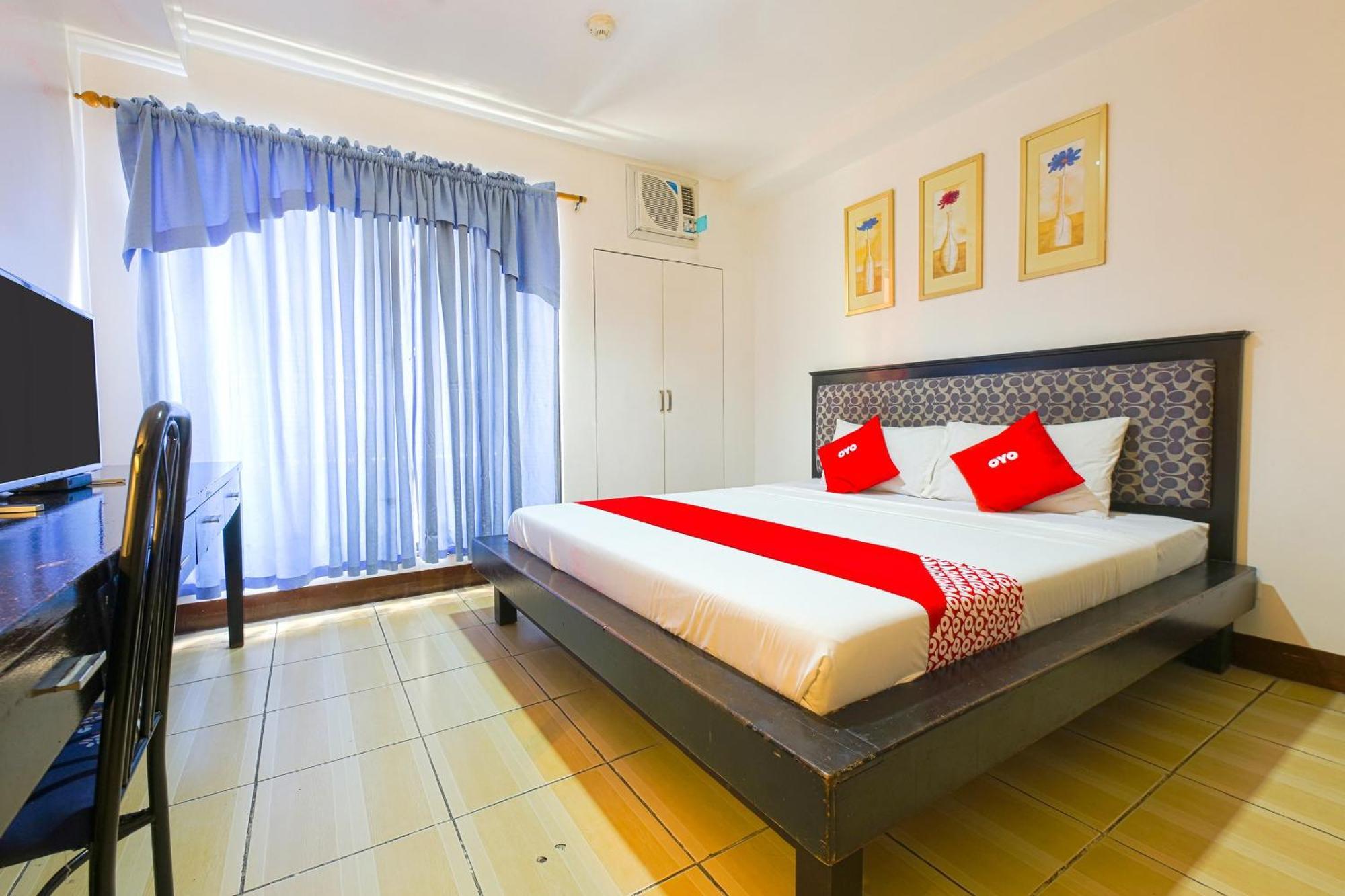 Oyo 769 Poblacion Suites Polaris Makati City Luaran gambar